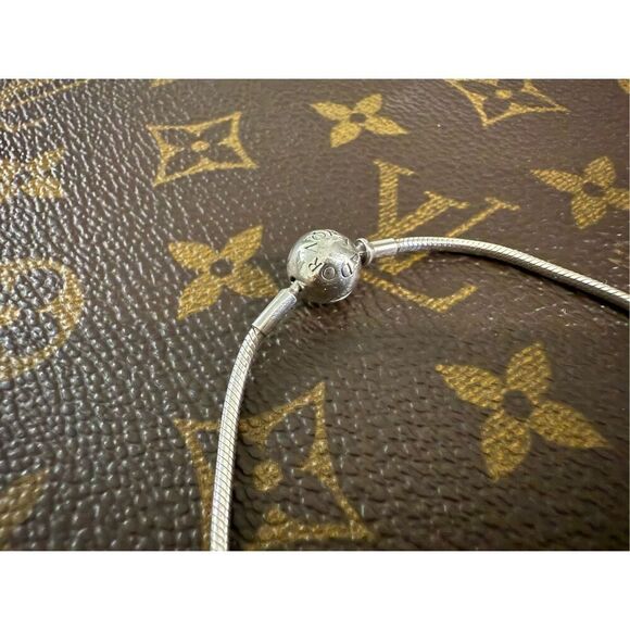 Pandora Essence Bracelet with x2 charms (spirituality, passion and freedom) - Picture 5 of 9